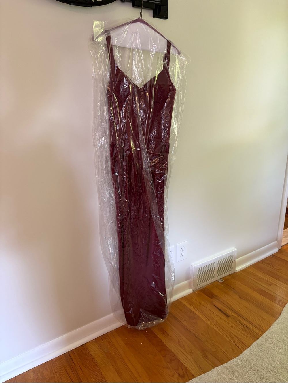 katie may • stimulus gown small - Picture 3 of 5